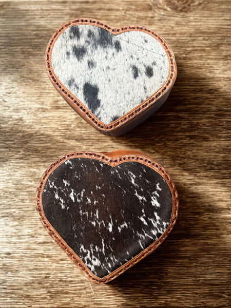 Bolsa Artesanal de Piel de Vaca Corazon